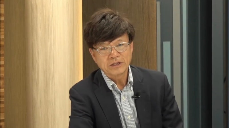 “사퇴 요구는 폭력”이라던 이병태… 청와대 권고 2시간 만에  물러났다