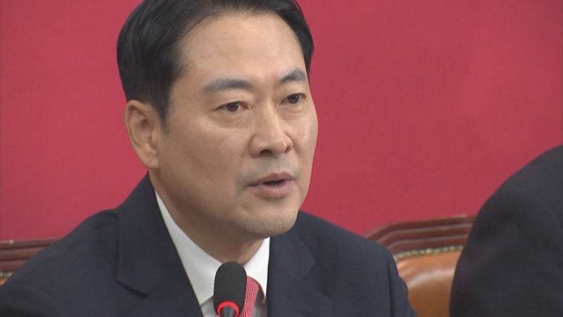 장동혁 "별 사소한 일까지 참견하던 이재명, 불리하다 싶으면 '입꾹닫' 시전"
