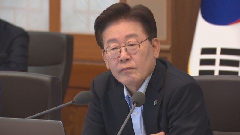 <b>李</b> <b>근저당</b>권에 野 "<b>대통령</b>이 사채로 이자 장사"·"지인한테 팔았냐"