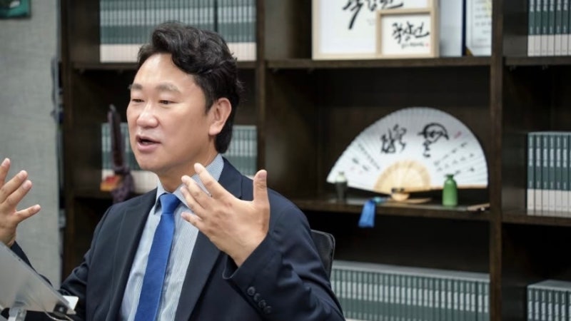“노무현을 정치적 노리개로 쓰지 말라”… 곽상언, 文·정청래·<b>김용민</b>...