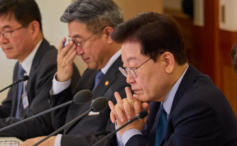 李대통령 지지율 39%로 하락… <b>민주</b>·<b>국힘 격차</b>, 정부 출범 후 <b>최소</b>