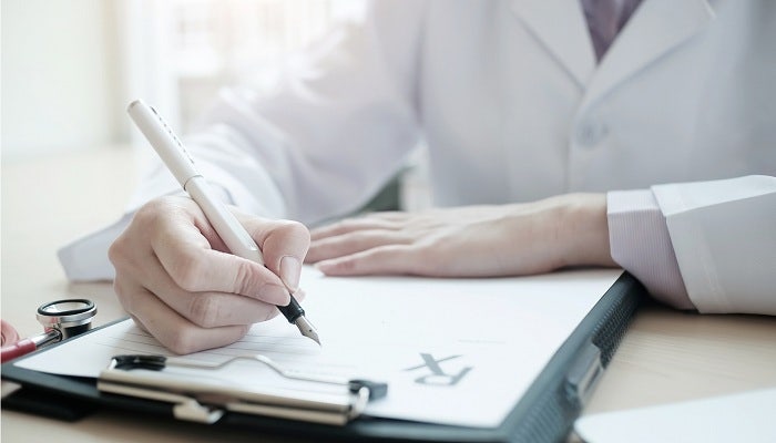 실손의료보험은 제2의 국민건강보험으로 불릴 만큼 가입률이 높다.내년에는 3,4세대를 중심으로 실손보험료가 크게 오를 전망이다.  [사진=게티이미지뱅크]