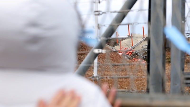 전남 무안국제공항 여객기 추락 사고가 발생한 지 1년이 지났다.[사진｜뉴시스]