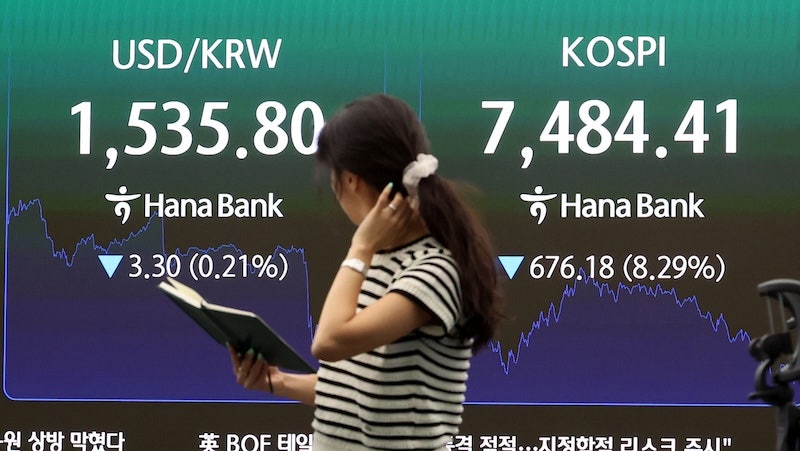 환율 치솟는 비통계적 이유: 자본유출만큼 심각한 '사회 갈등'