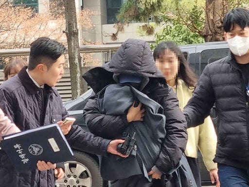 故 <b>이선균</b> 협박 여성 2명 <b>검찰</b> 송치…공갈 등