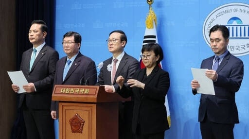 '<b>민주</b> 탈당' <b>홍영표</b>·<b>설훈</b>·김종민·박영순, <b>민주연대</b> 결성