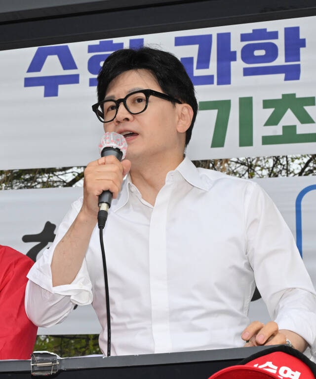 “떳떳하면 가만히 있어”···<b>동탄경찰서</b> 논란에 <b>한동훈</b>도 일침