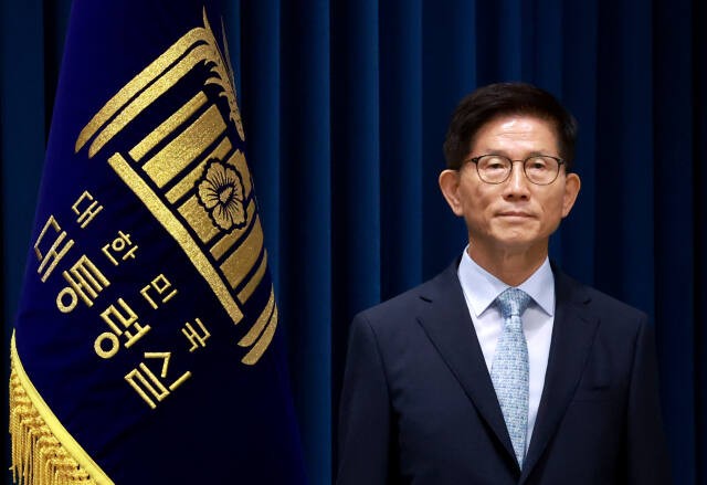 윤대통령, <b>노동</b>부 <b>장관</b>에 <b>김문수</b> 지명