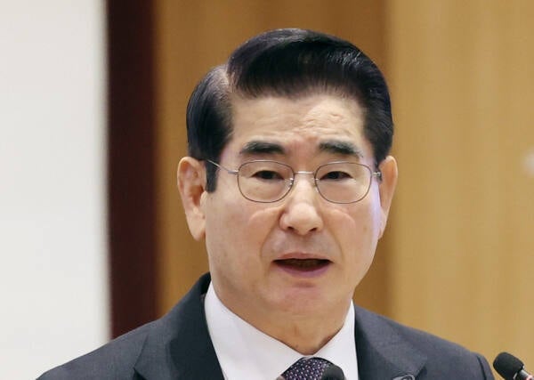 [속보] 검찰, '<b>내란 혐의</b>' <b>김용현</b> 전 국방부장관 <b>구속 기소</b>