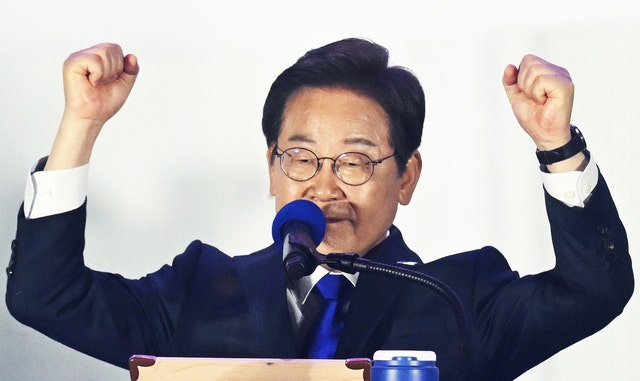 [속보] <b>이재명</b> 대통령, 4일 오전 6시 21분 임기 개시