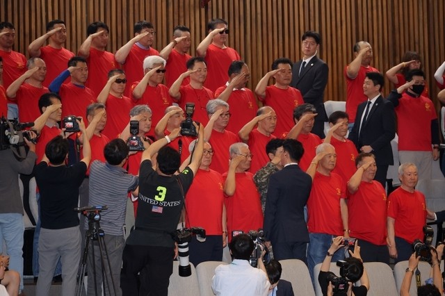 검사징계법·<b>3대 특검법</b>, 국회 본회의 <b>통과</b>