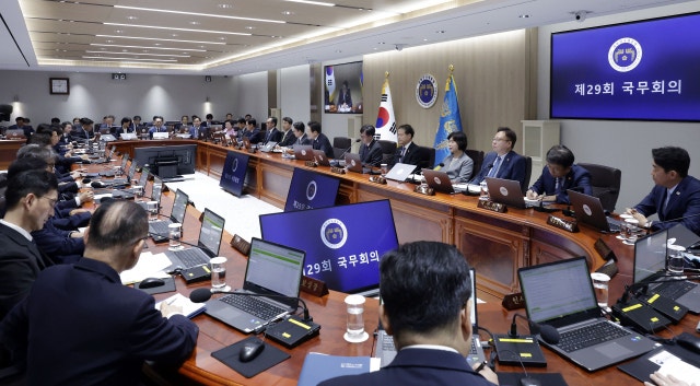 '31.8조' <b>이재명 정부</b> 첫 <b>추경</b> 국무회의 의결
