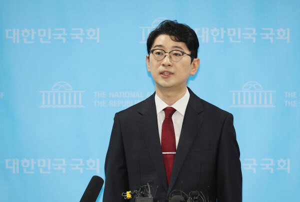 주진우 “<b>조국</b>·이화영, <b>사면</b> 계산서 들고 李대통령에게 줄 서”