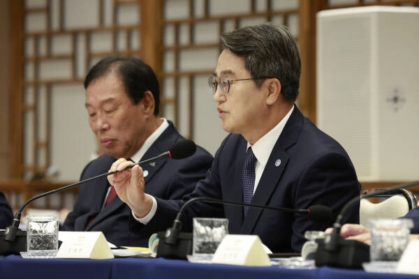 “<b>교부세</b>율보다 구조가 문제”…<b>김동연</b>, <b>지방</b>재정 근본대책 제안
