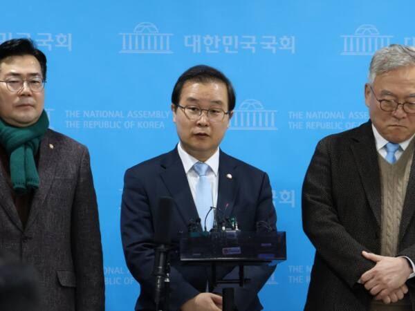 ‘친명계’ <b>이건태</b>, <b>최고위원 출마</b>선언…“당청 가교 역할할 것”
