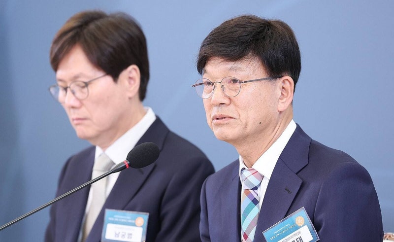 靑, ‘5·18이 성역 됐다’ 이병태에 공개 경고…“부적절한 처신”