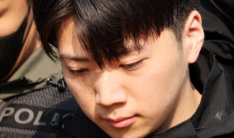 리얼돌 등 주요 증거물 가족에 인계…장윤기 수사팀장 긴급체포