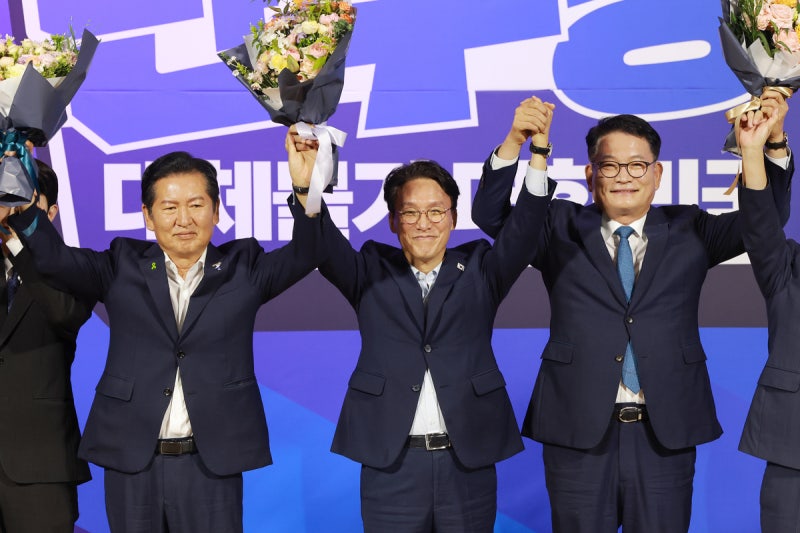 <b>민주</b>당 대표 김민석·정청래·송영길 3명 압축…<b>최고위원</b>은 8명 본경선...