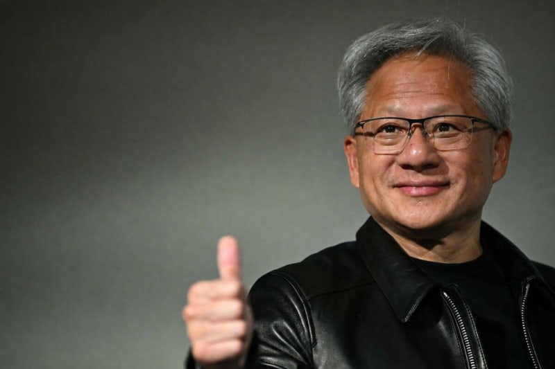 엔비디아 <b>젠슨 황</b>, 직원 지지율 99%로 ‘미국 <b>최고</b>의 <b>CEO</b>’