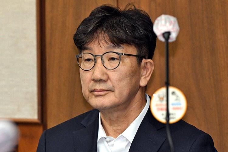 '통일교 <b>1억 수수</b>' <b>권성동</b>, 징역 2년 확정에 변호사 등록 취소