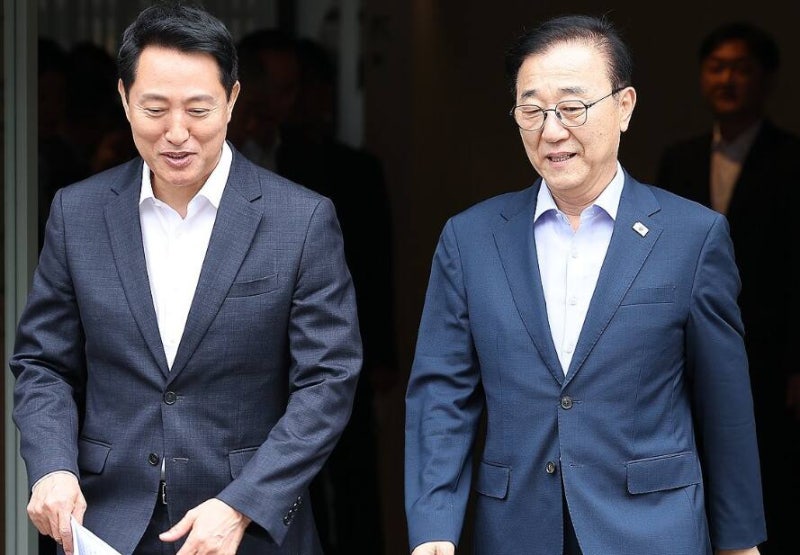 <b>용산공원</b> 주택 공급 <b>평행선</b>…오세훈 “본체 보존 양보 불가” 김윤덕과...