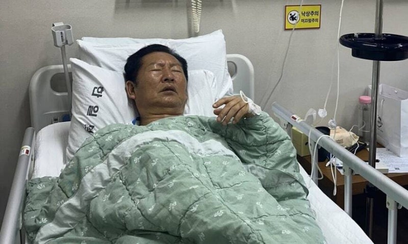 <b>정청래</b> "과로로 몸 고장 났다"…오한·발열에 3일째 <b>입원</b> 치료