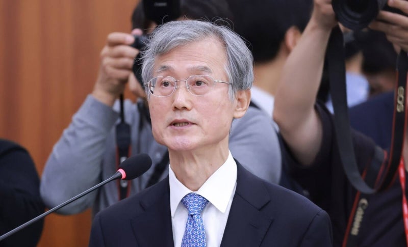 <b>조희대 작심 발언</b> "대법관 제청, 국회·대통령 관여는 위헌"