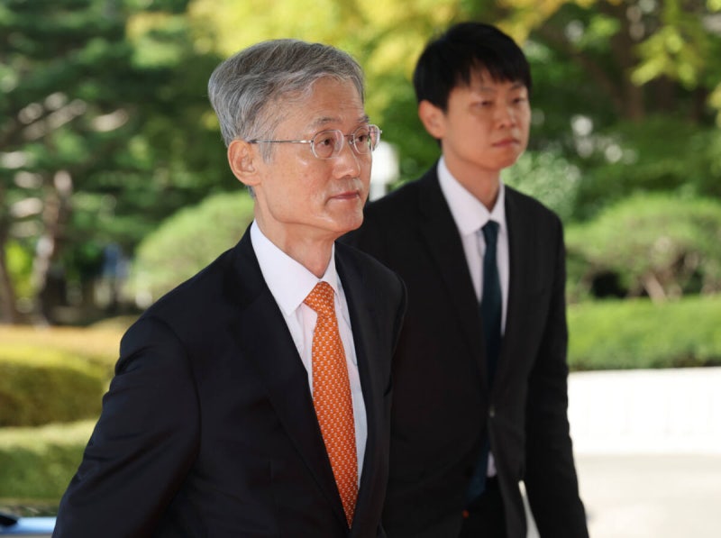 <b>조희대 탄핵</b> 놓고 여야 격돌…민주 “끝까지 추궁” 국힘 “정권 몰락 ...