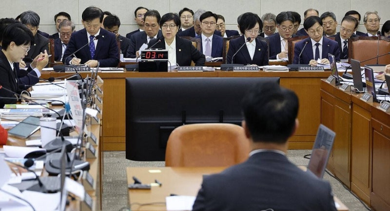 <b>아주대</b> 소아응급실 압수수색 질타에 경찰 “안타깝다”… 사과는 거부