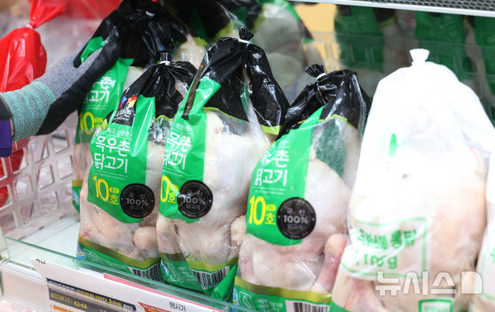 AI와 사료 가격 상승 여파…전년 대비 30% 상승한 닭고기 가격