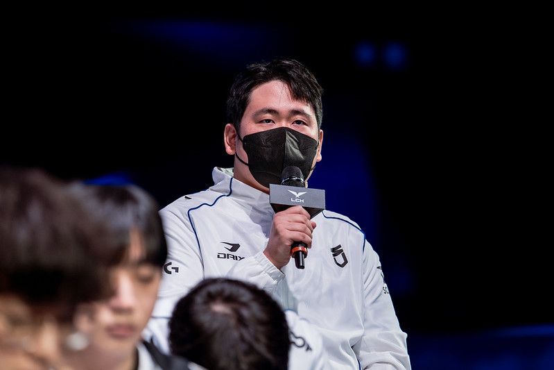 DN, 주영달 감독 사임…유병준 코치가 감독 대행