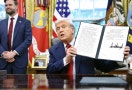 "日만큼 늘리고 日처럼 현금으로 내라"… 트럼프, 韓 거센 압박