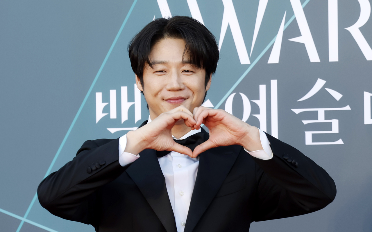 과거 발언들까지 다시 소환되며 논란이 확산됐다