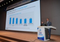 "미국 올해 금리인하…기술주·고배당 ETF 투자해야"