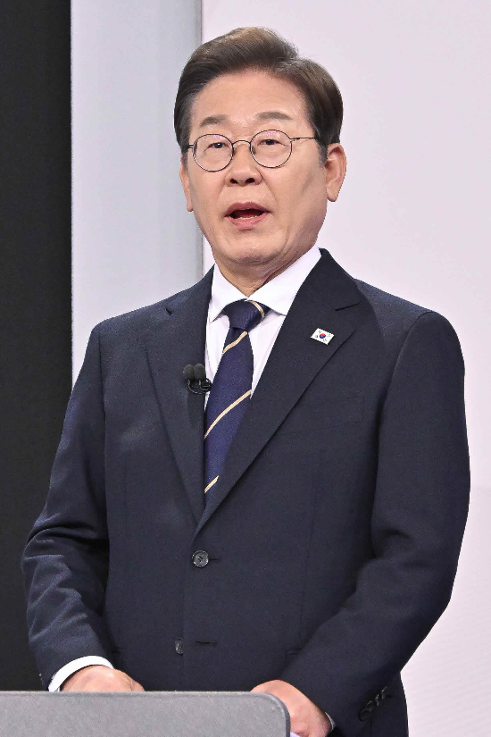 뉴스 썸네일