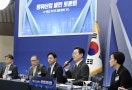 이 대통령 “K방산에 대대적 예산 투입, 주력 제조업으로 육성”