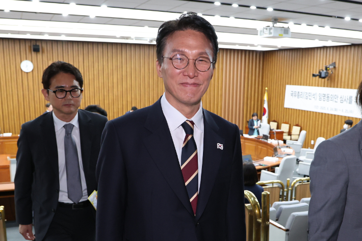 뉴스 썸네일