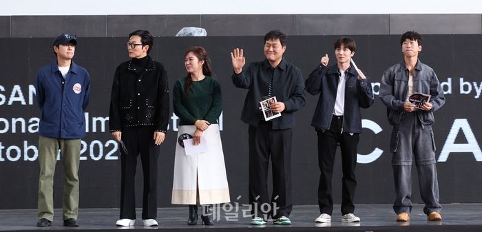 뉴스 썸네일