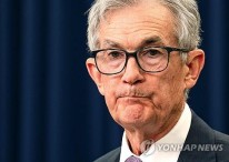 트럼프 관세 폭탄에 인플레 가능성↑…BofA “올해 금리동결 전망”