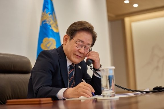 뉴스 썸네일