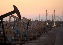 OPEC+, 원유 자발적 감산 연말까지 연장…유가 오르나