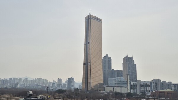 뉴스 썸네일