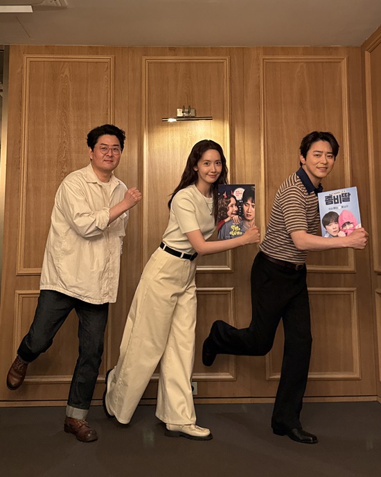 뉴스 썸네일