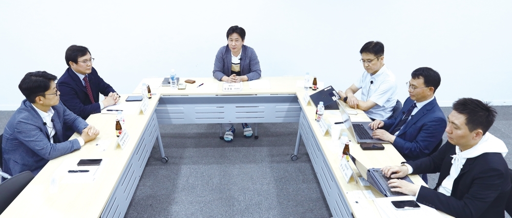 뉴스 썸네일