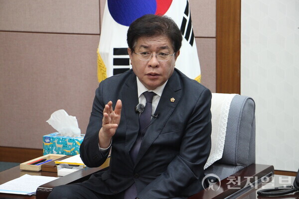 뉴스 썸네일