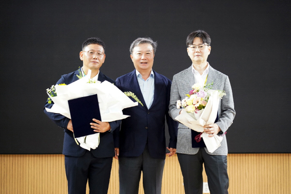 뉴스 썸네일