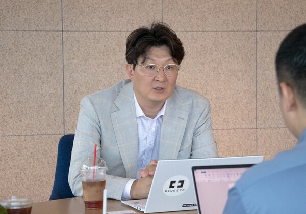 뉴스 썸네일