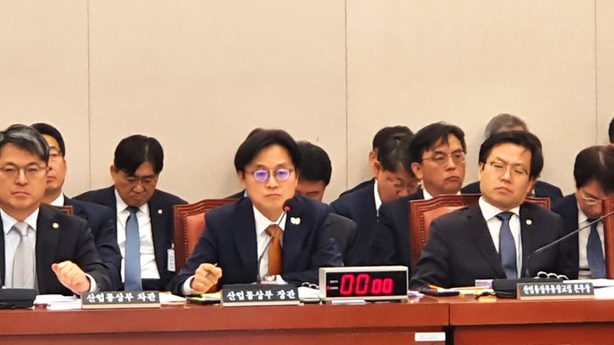 뉴스 썸네일