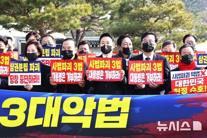 4. 이번 사태가 보여주는 국내 미디어 환경과 시사점