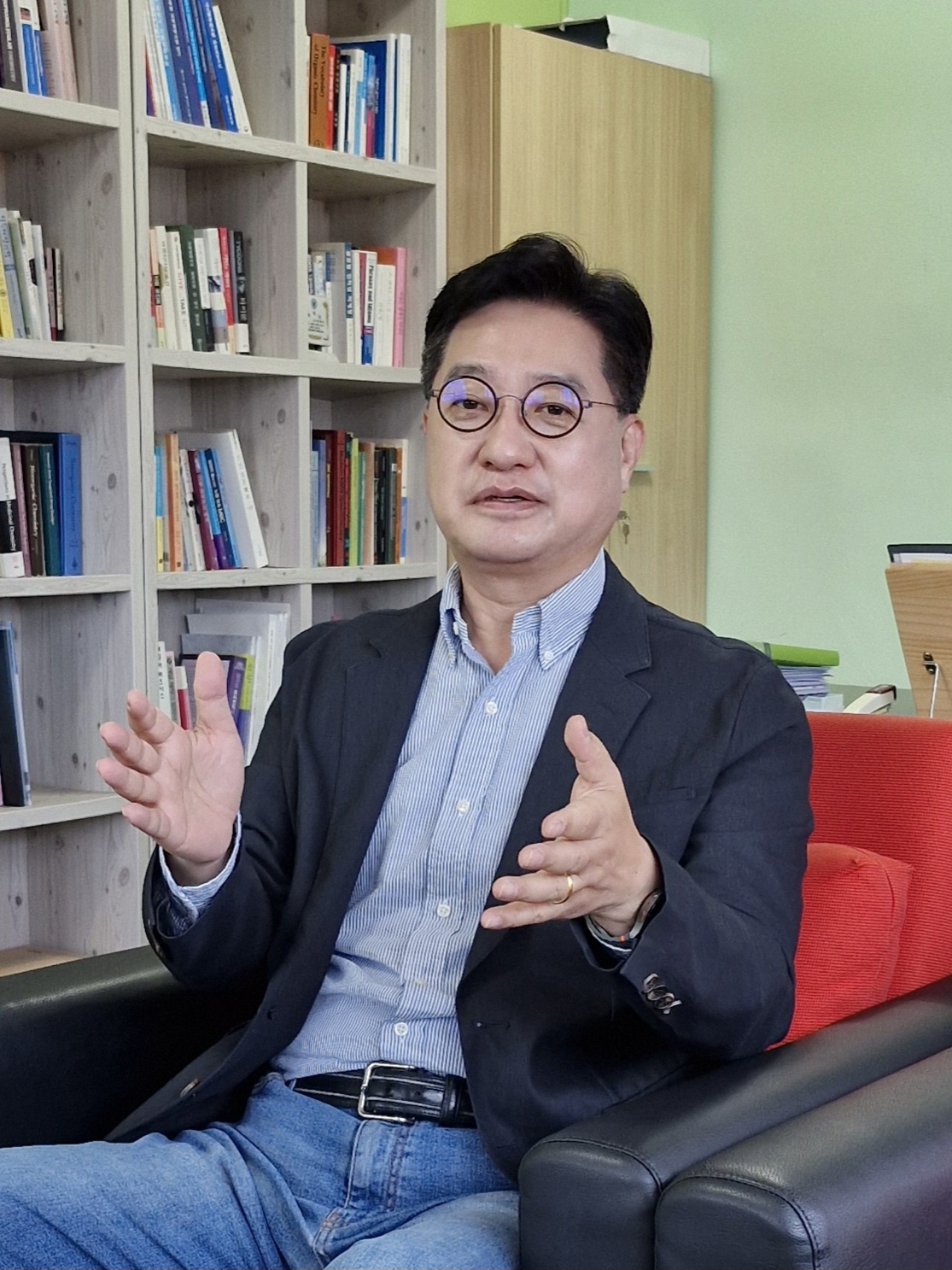 뉴스 썸네일